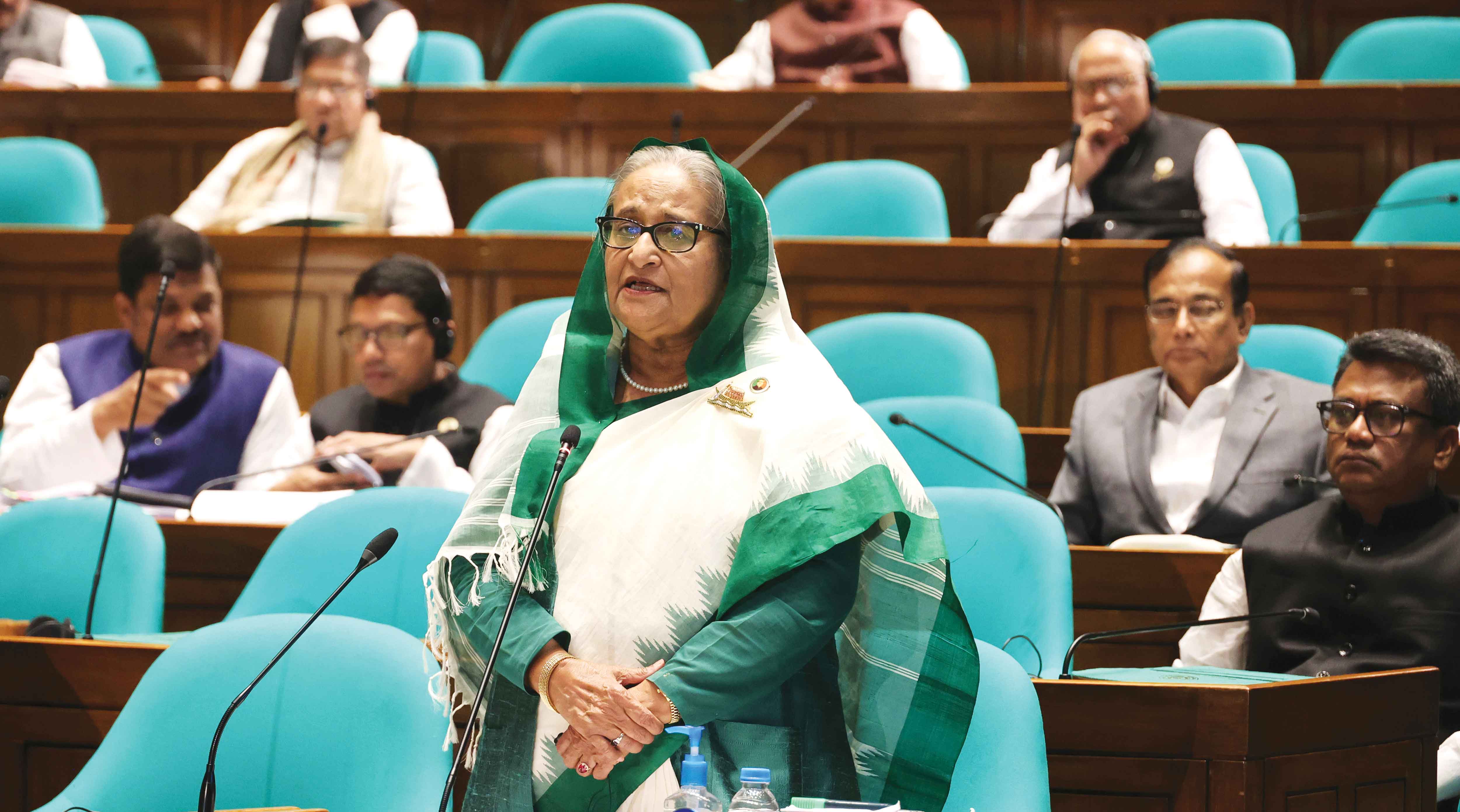 নিত্যপণ্যের দাম নিয়ন্ত্রণে পদক্ষেপ নিয়েছে সরকার