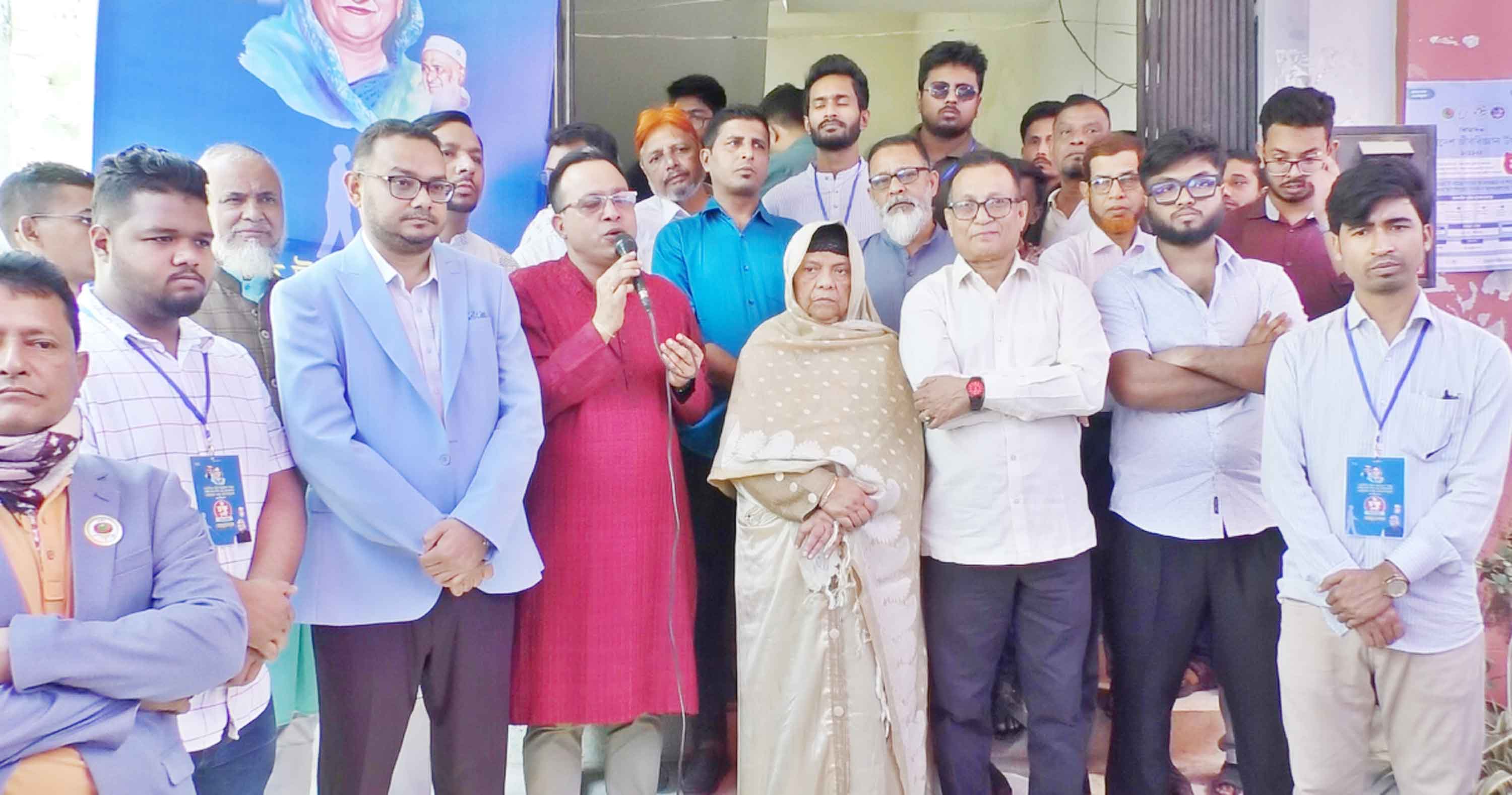 ময়মনসিংহে বিনামূল্যে চোখের চিকিৎসা পেলেন আড়াই হাজার রোগী
