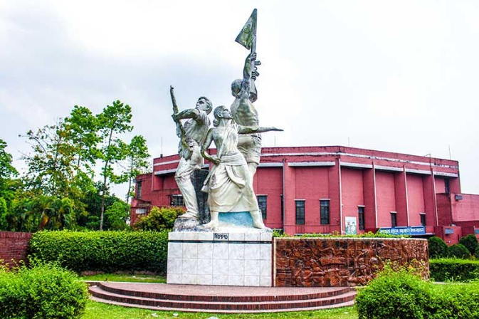নির্বাচনী প্রচারণায় নষ্ট হচ্ছে বিশ্ববিদ্যালয়ের শিক্ষার পরিবেশ 