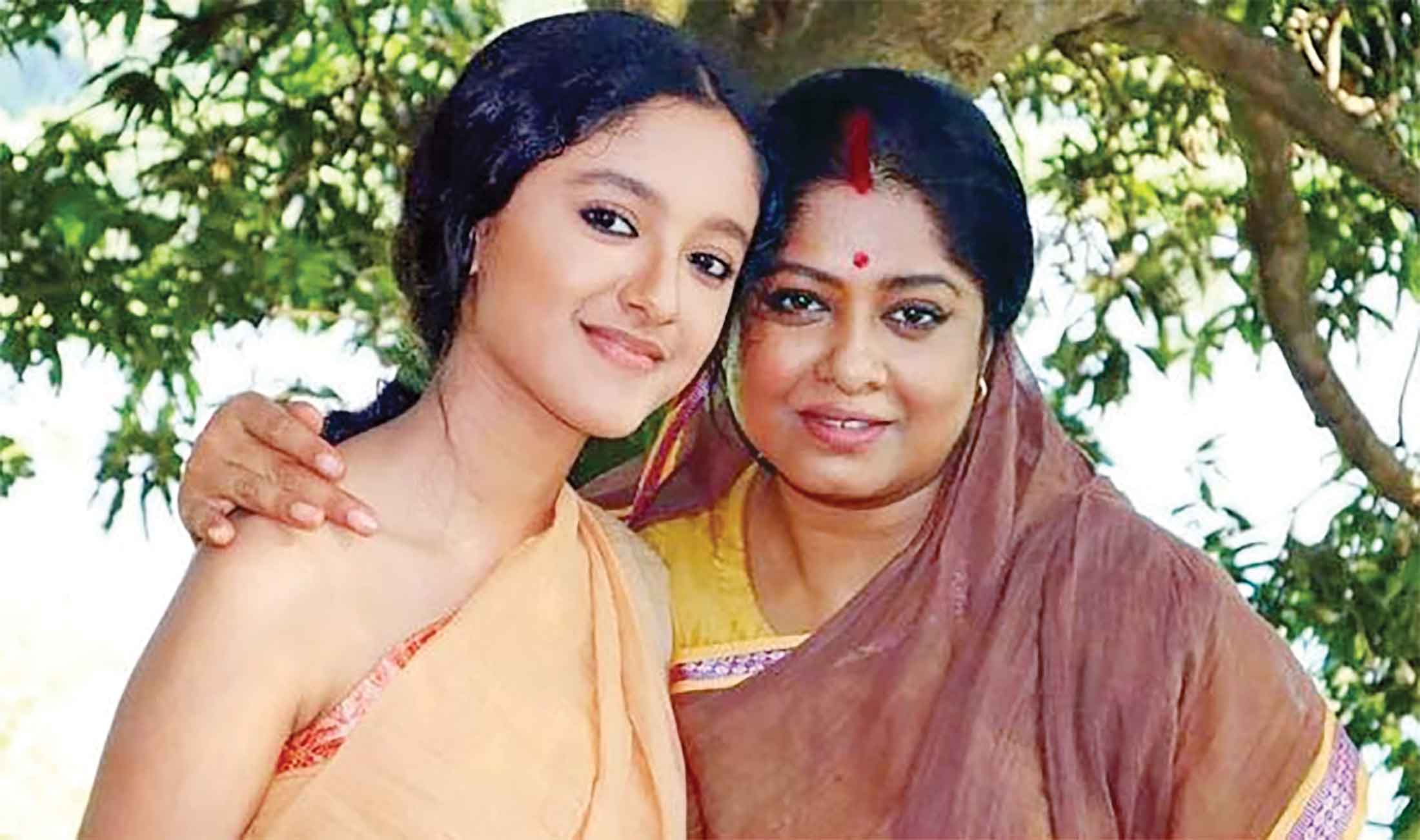 ঈদের ছবি মুক্তি দিতে প্রতিযোগিতা
