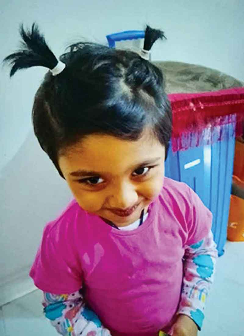 মর্গে পড়ে থাকা সেই বিবর্ণ পুতুলের পরিচয় শনাক্ত