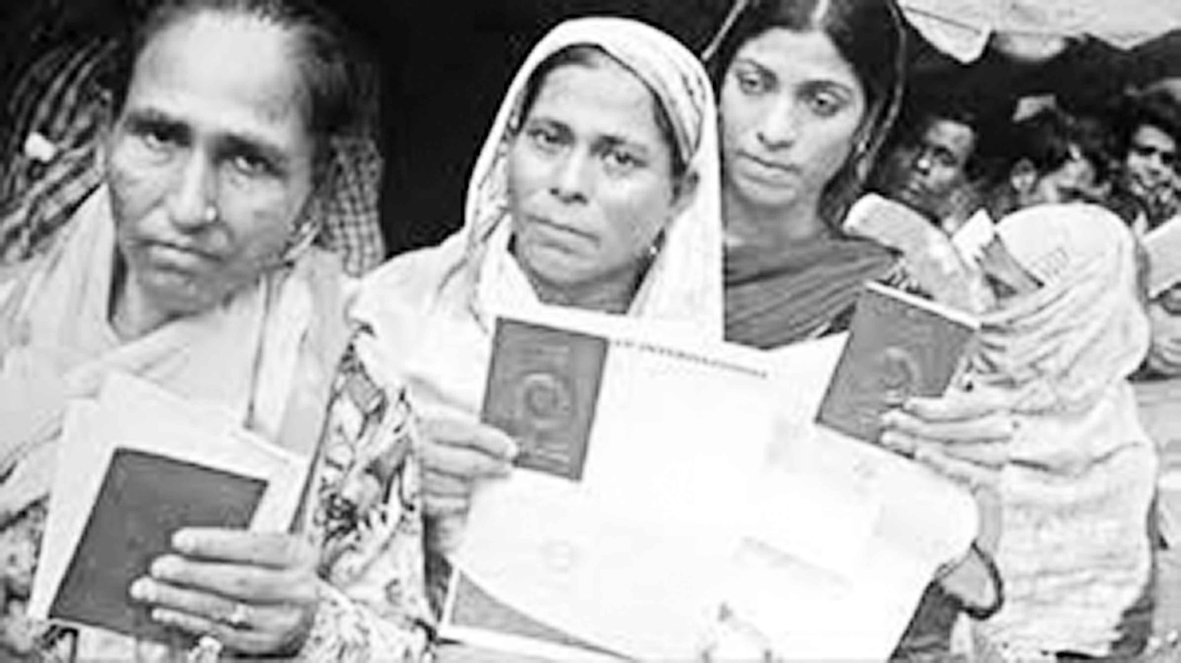 প্রবাসী নারীর কর্মজীবন ও নিরাপত্তা