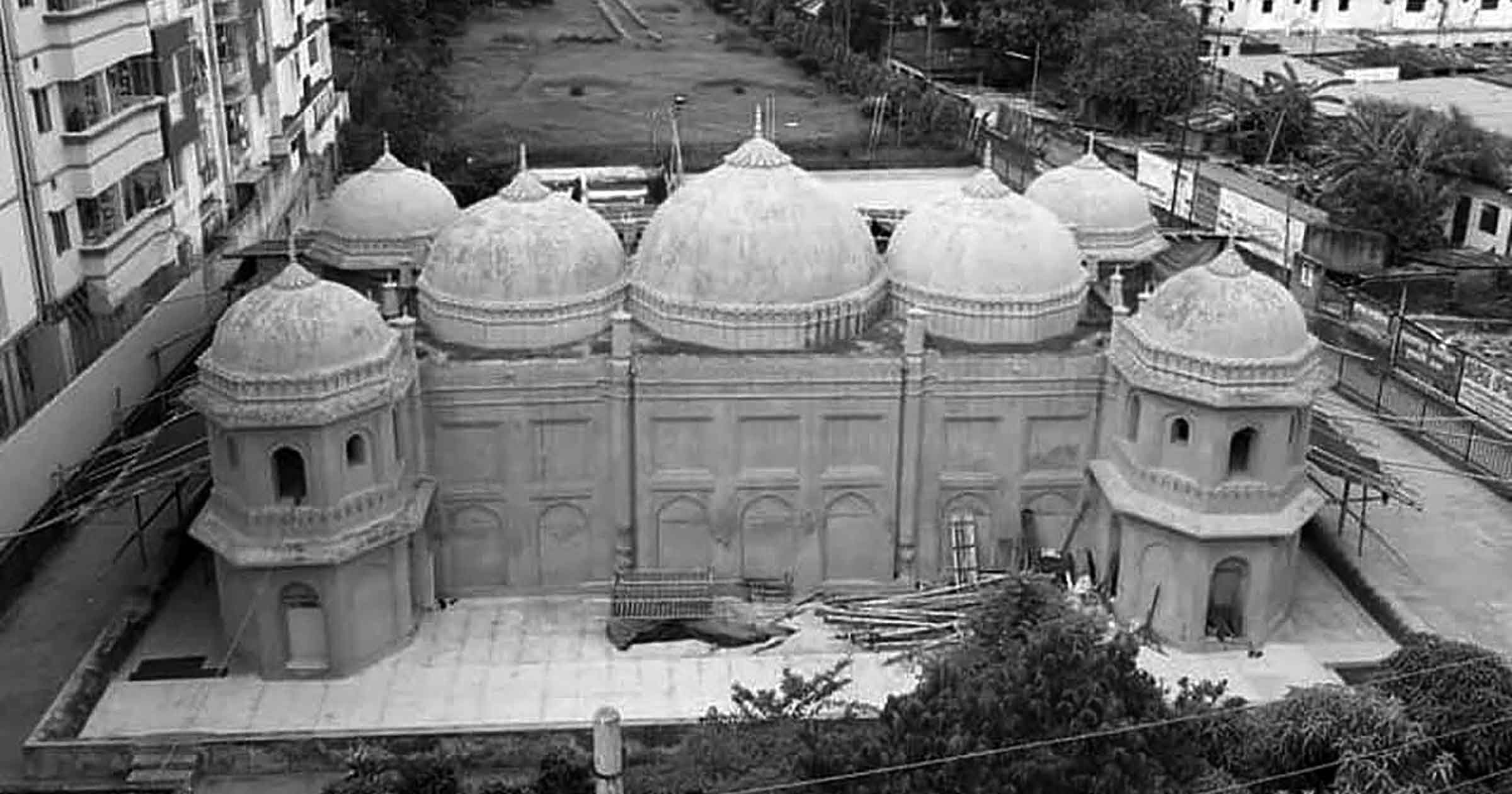 সাত গম্বুজ মসজিদ