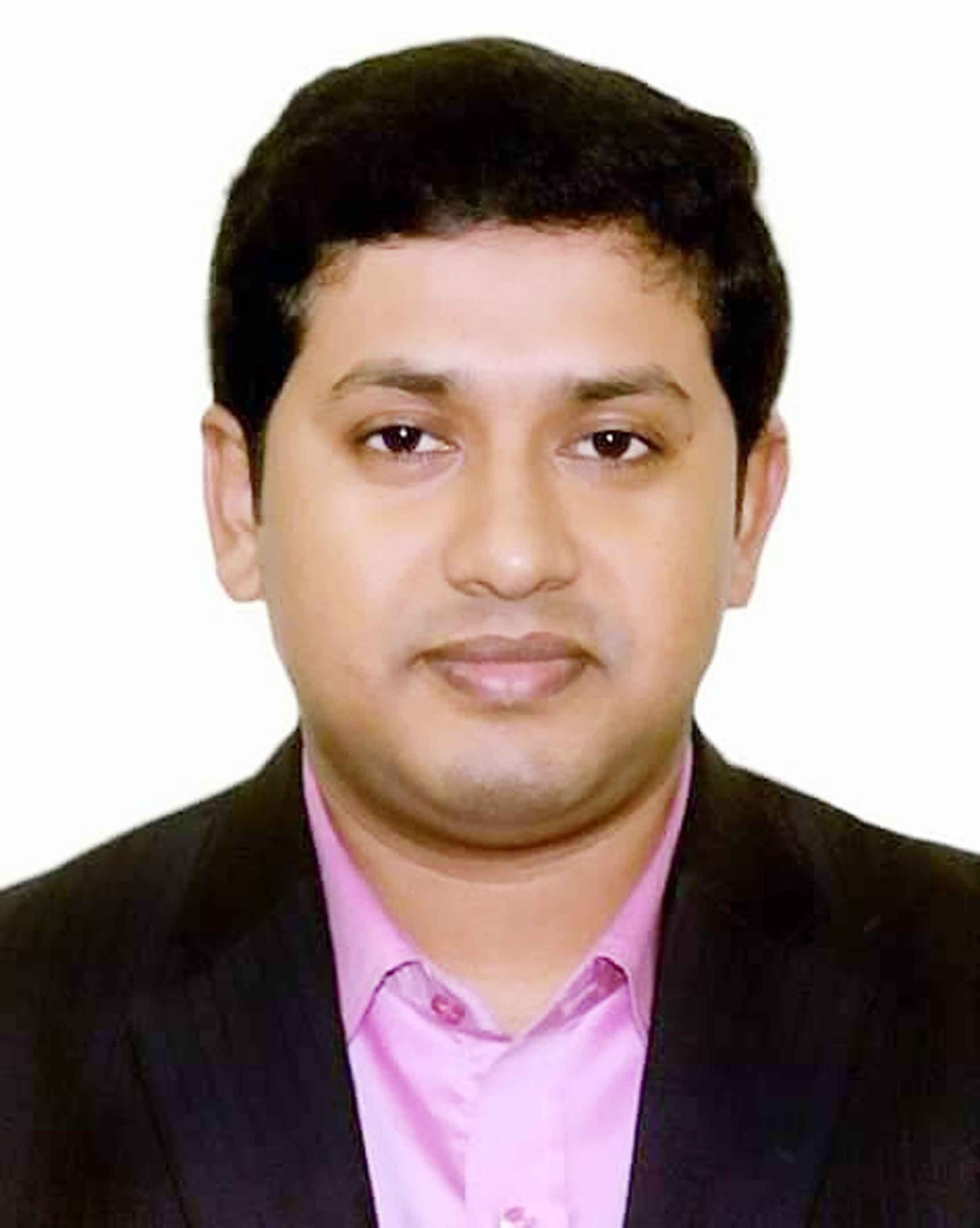 ফুটপাত উচ্ছেদই কাল হলো ইউএনও আহসান মাহমুদের