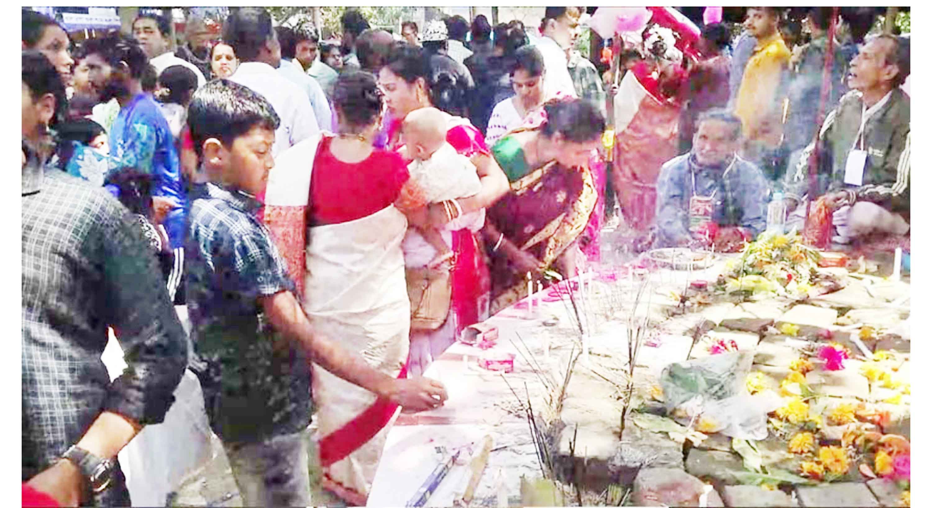 শান্তিপূর্ণভাবে শেষ হলো ৪শ' বছরের ঐতিহ্যবাহী 'শিব চতুর্দশীর মেলা'
