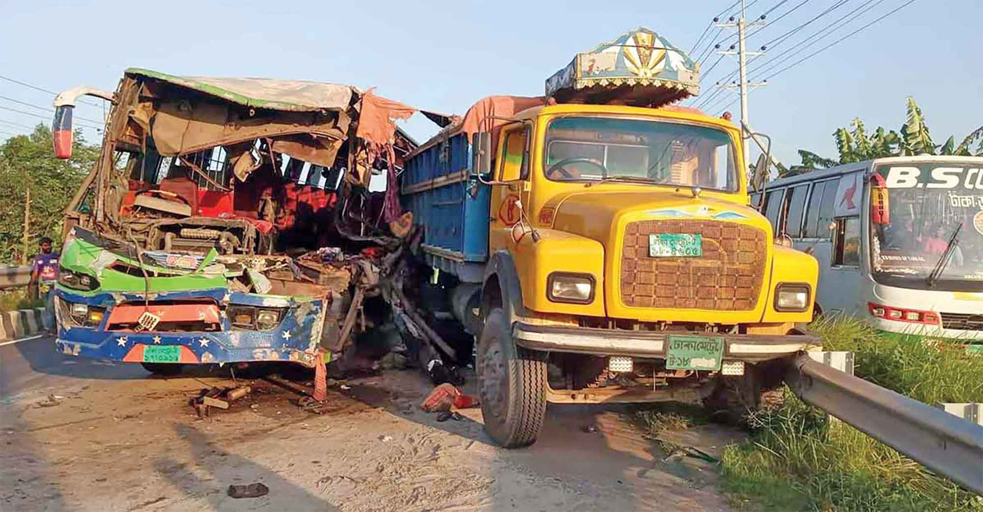ফেব্রম্নয়ারিতে সড়কে ঝরল ৫৪৪ প্রাণ
