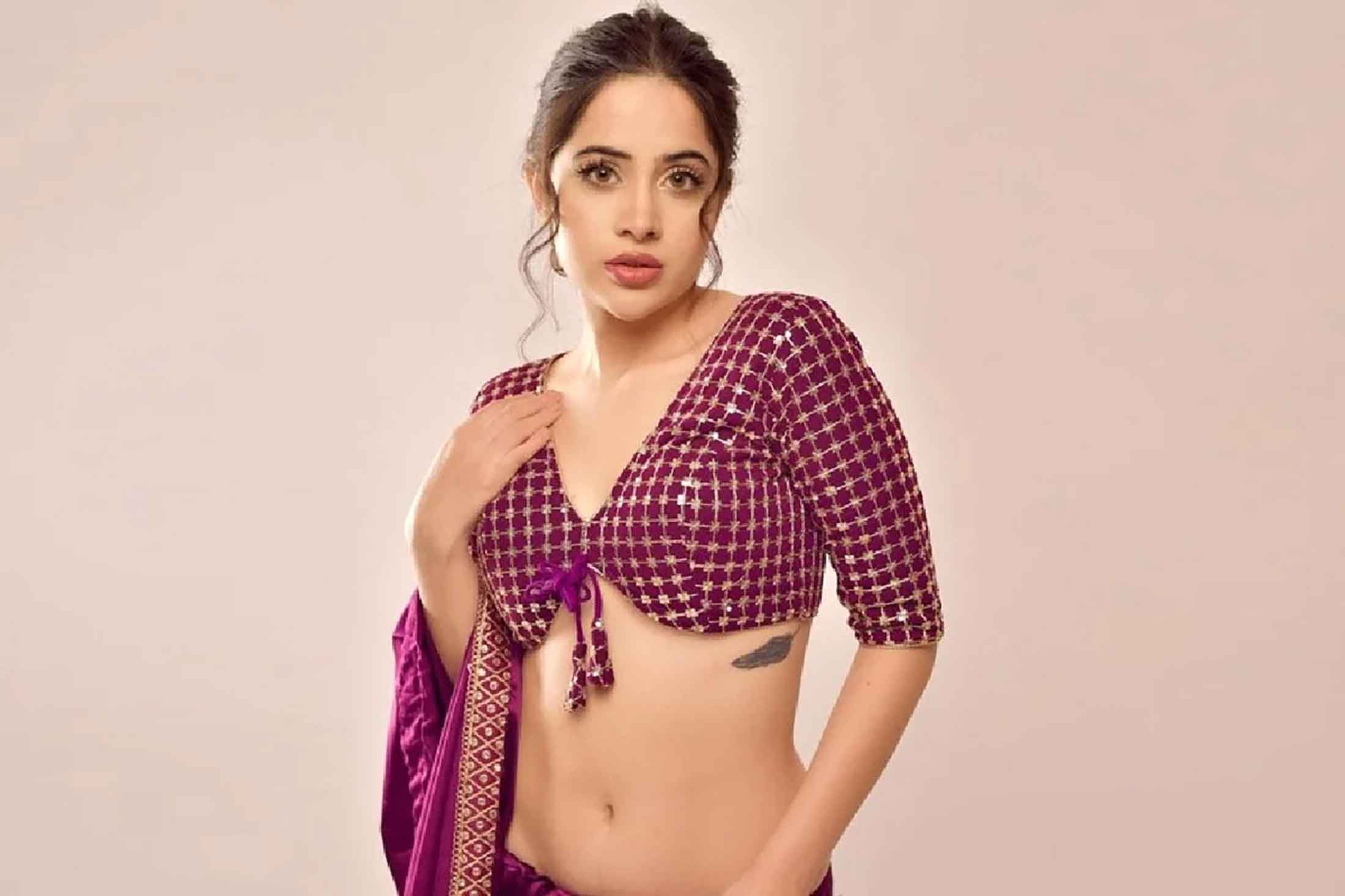 আসছেন নতুন চমকে উরফি জাভেদ