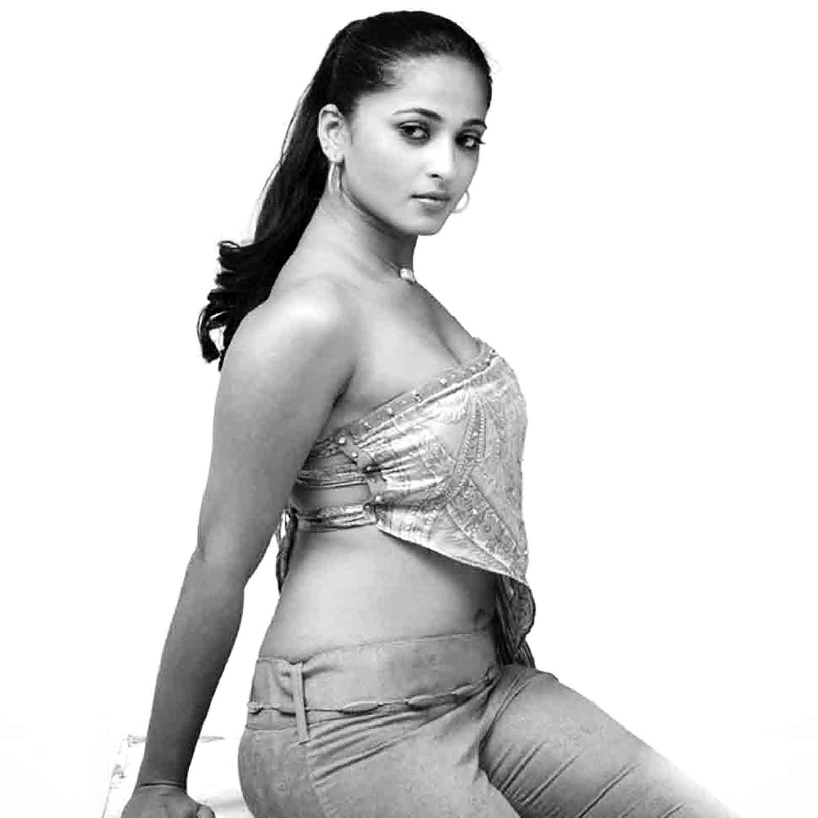 মালায়ালম সিনেমায় আনুশকা শেঠি