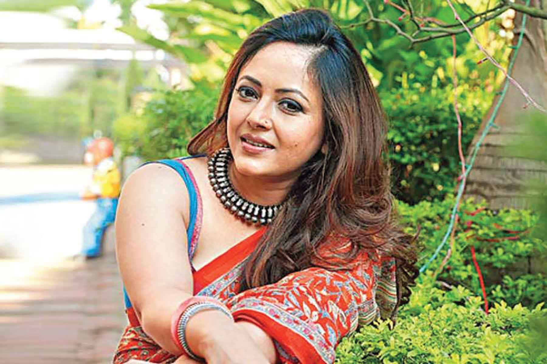 এবার আইটেম গার্ল শ্রীলেখা