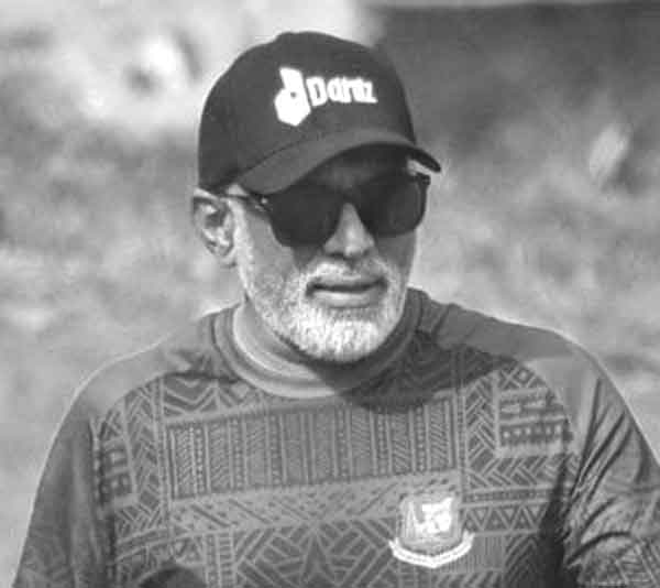 টেস্ট সিরিজে বড় কিছু প্রত্যাশা হাথুরুসিংহের