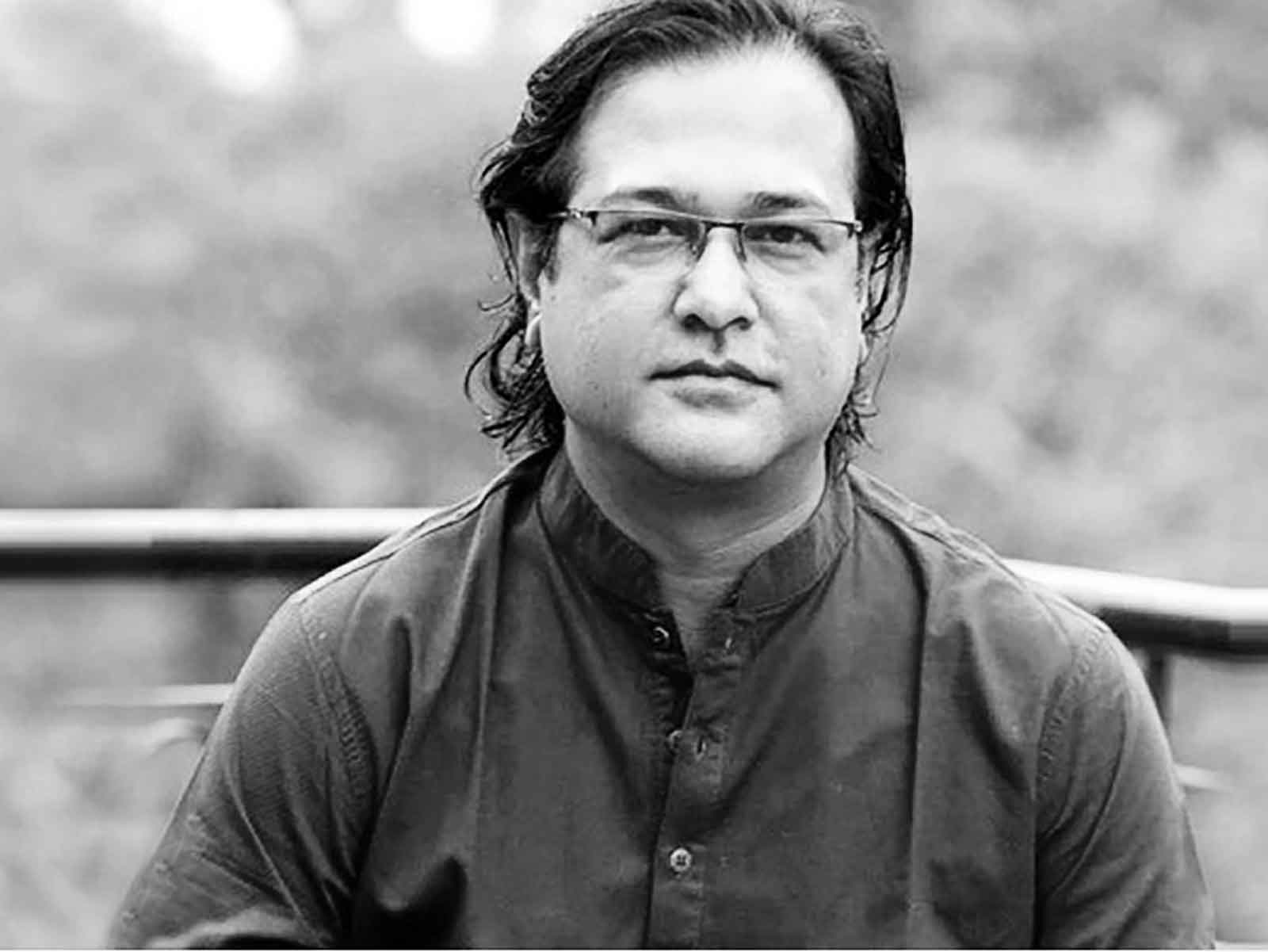 বিড়ালের জন্য থানায় জিডি আসিফের