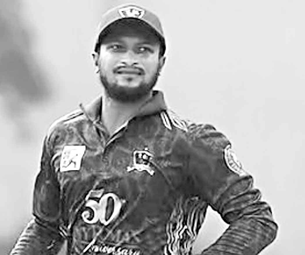 ম্যাচ শেষের আগেই মাঠ ছাড়লেন সাকিব