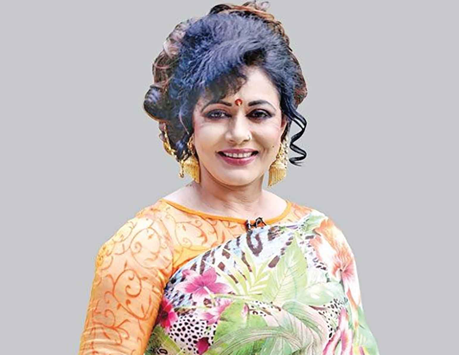 চক্ষু হাসপাতাল করতে চান রোজিনা