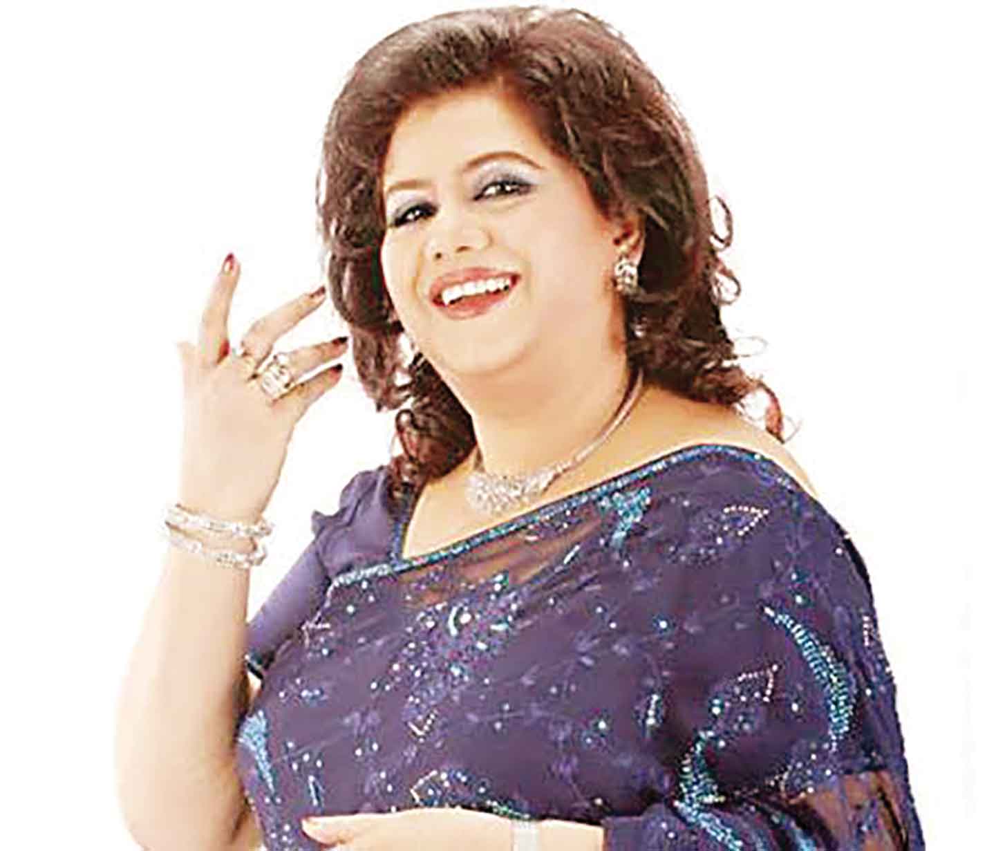 আজ শত শিশুর সঙ্গে গাইবেন রুনা লায়লা