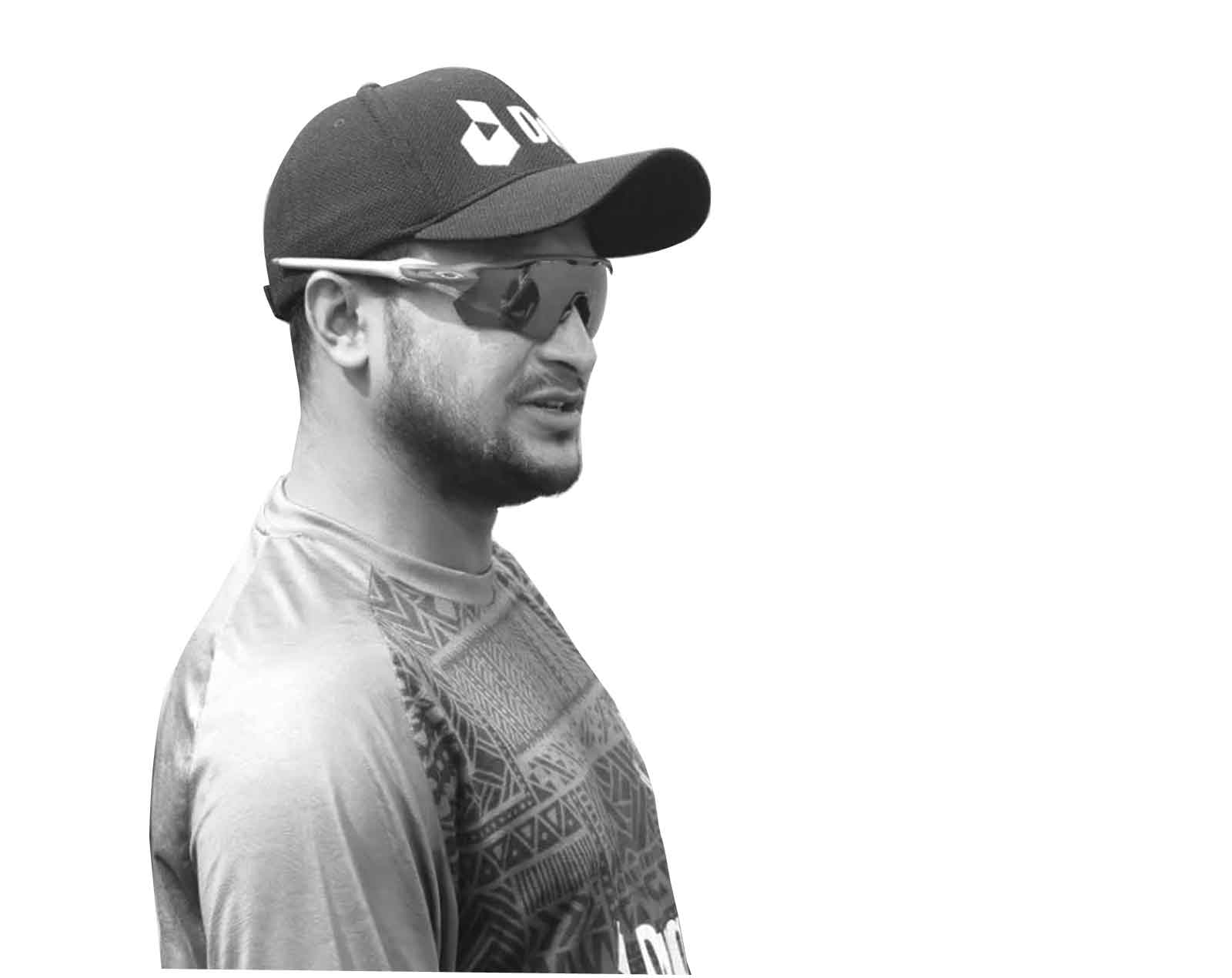 টেস্টে ফিরলেন সাকিব