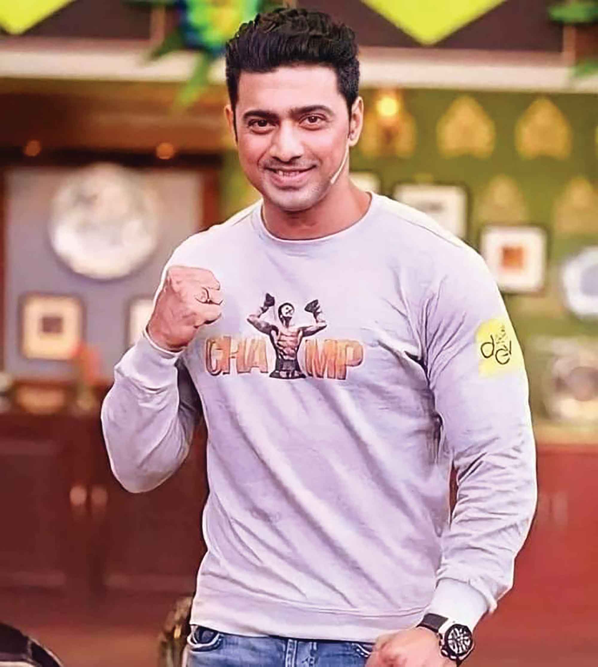 সিনেমা প্রতিদিন নতুন কিছু শেখায় :দেব