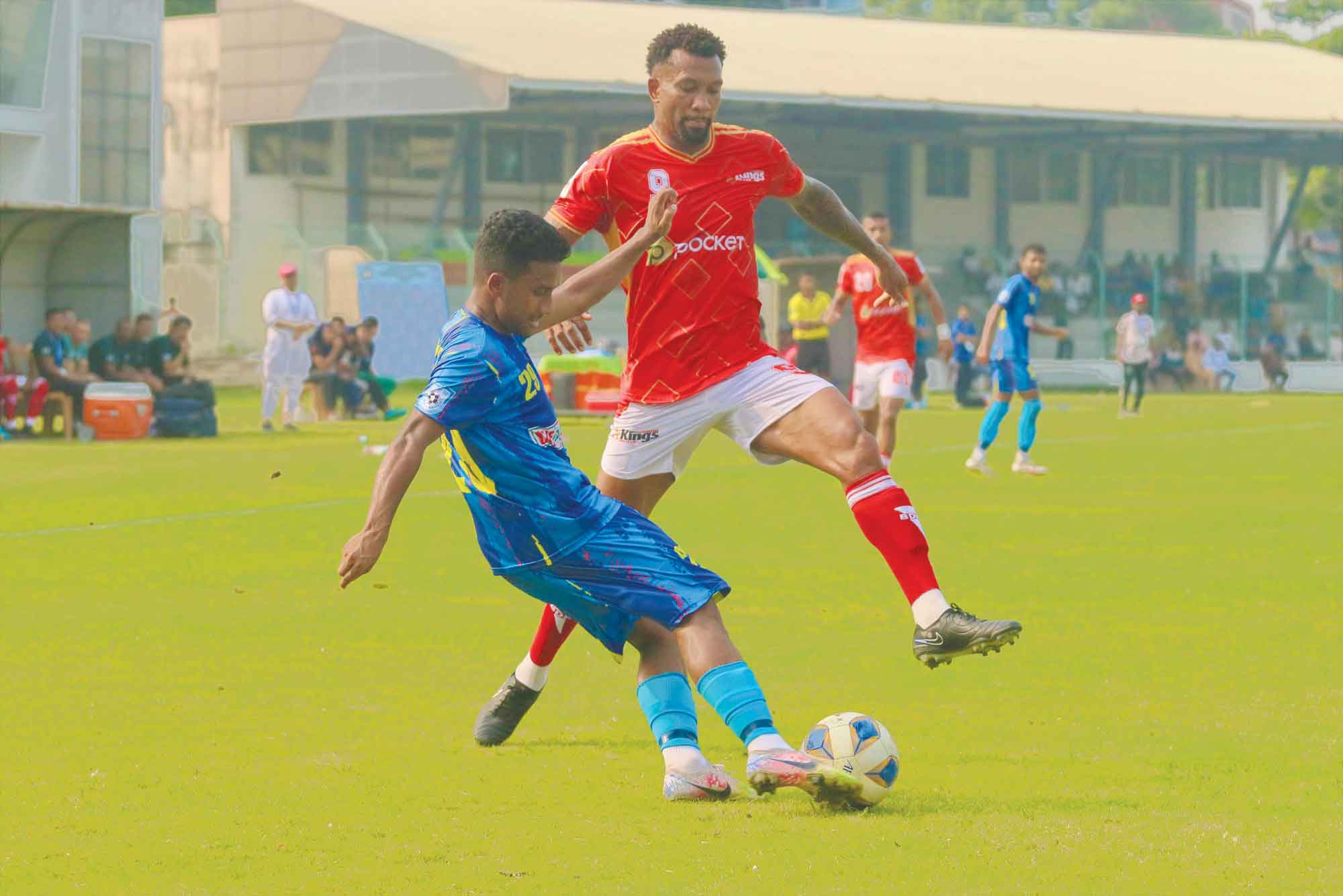 কিংসের বড় জয়ের দিনে আবাহনীর হতাশার ড্র