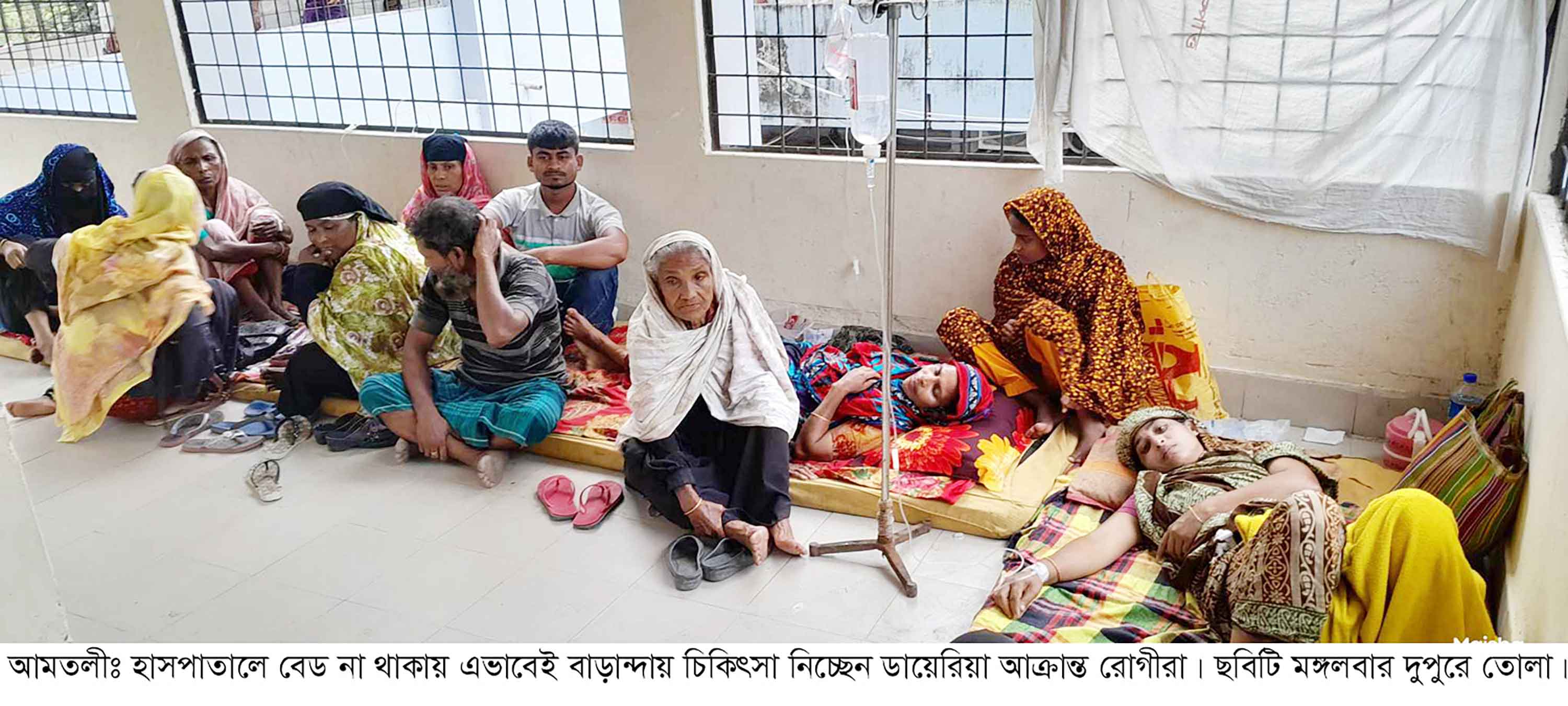 স্বাস্থ্য কমপেস্নক্সের ৬ জনের বেডে ৩০ জনের চিকিৎসা!
