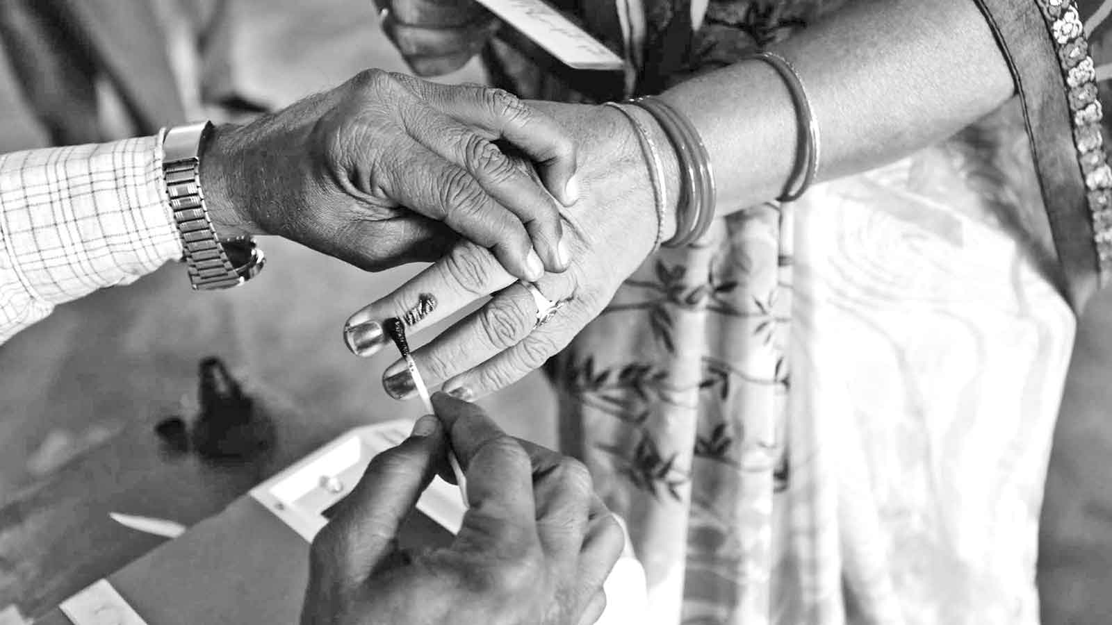 বিজেপি সংগঠিত, এলোমেলো কংগ্রেসসহ বিরোধীরা
