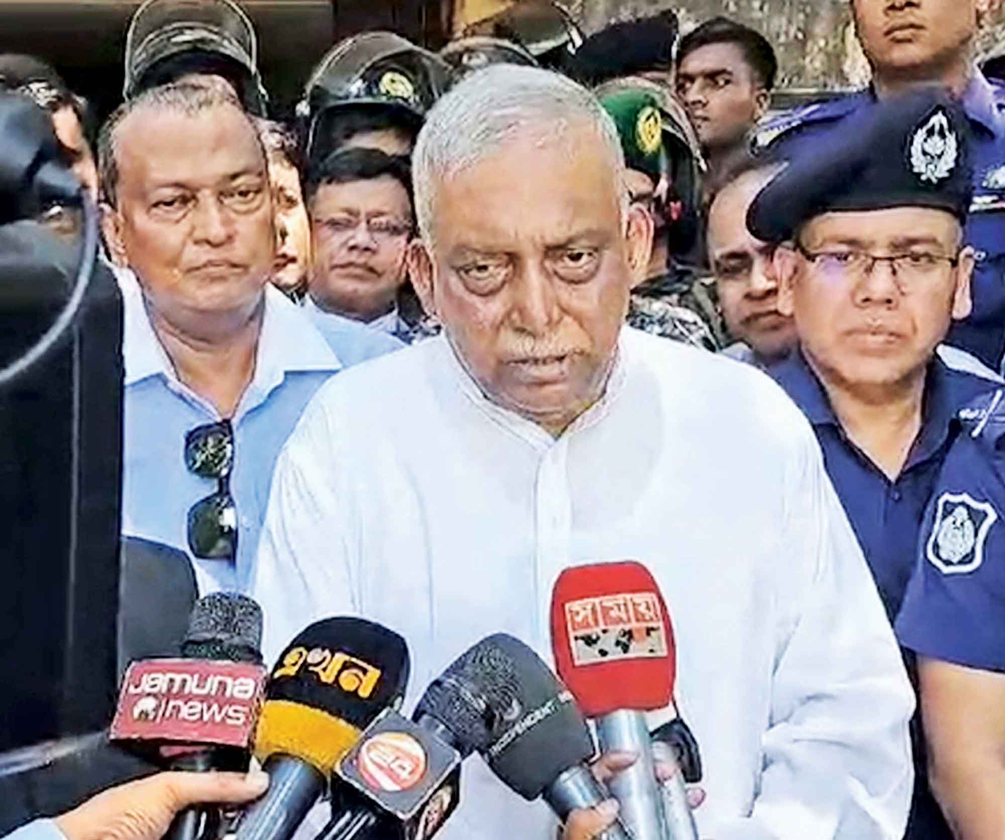 কেএনএফকে বিনা চ্যালেঞ্জে ছাড়া হবে না :স্বরাষ্ট্রমন্ত্রী