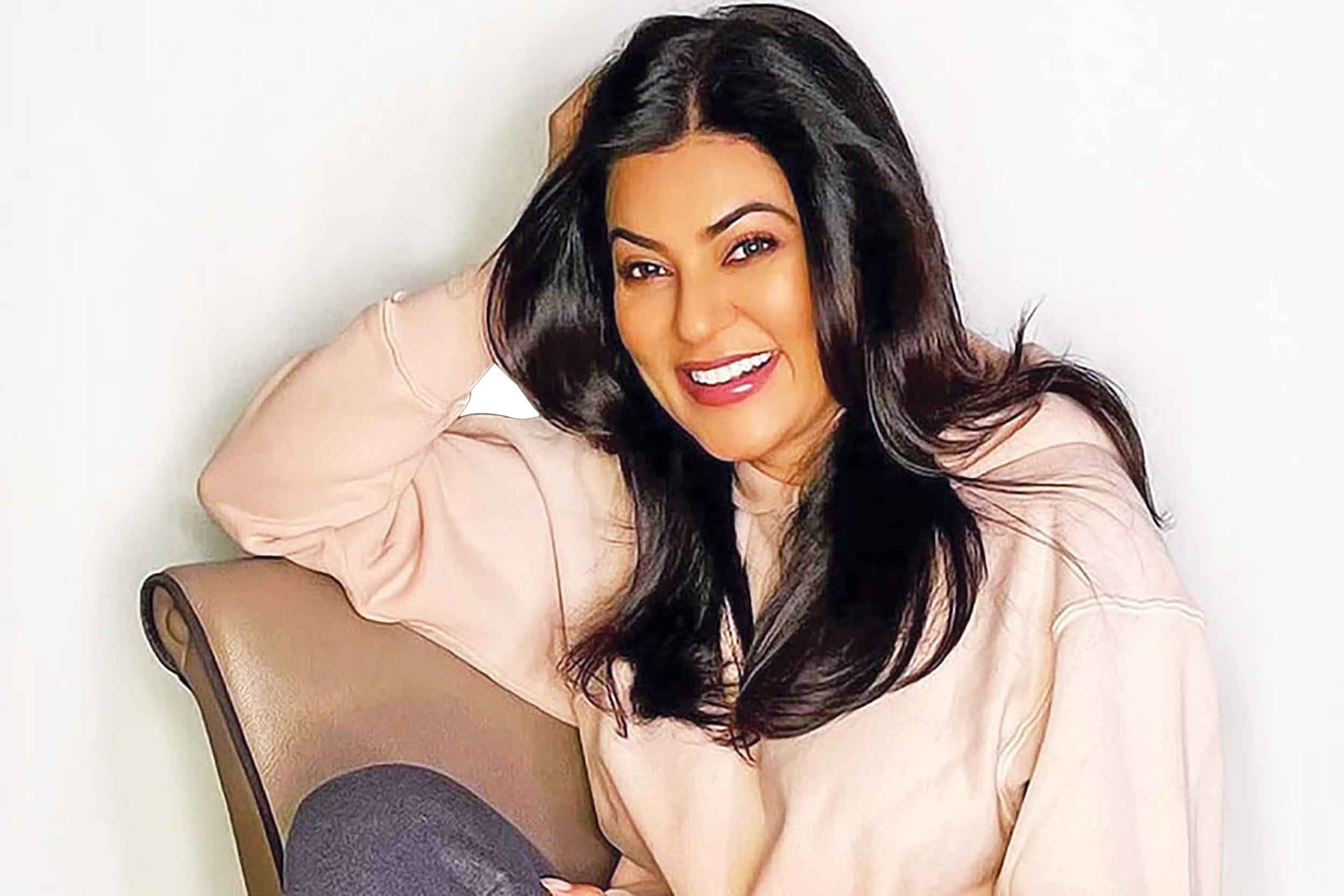 বিয়েতে অনীহা নেই সুস্মিতার