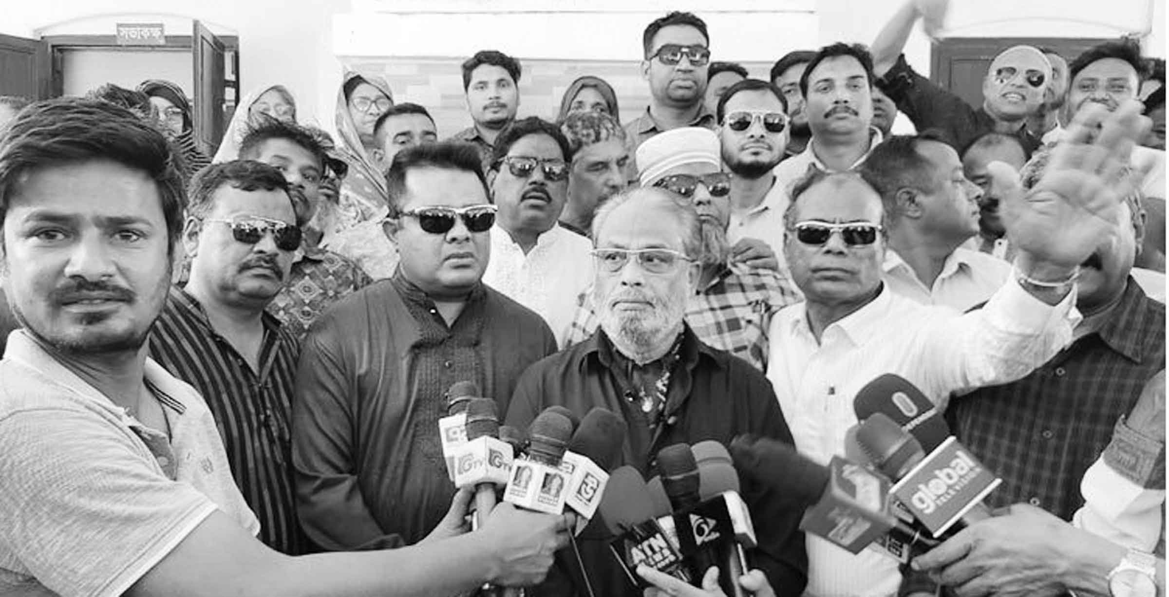 পাহাড় সামলাতে সরকার ব্যর্থ : জি এম কাদের