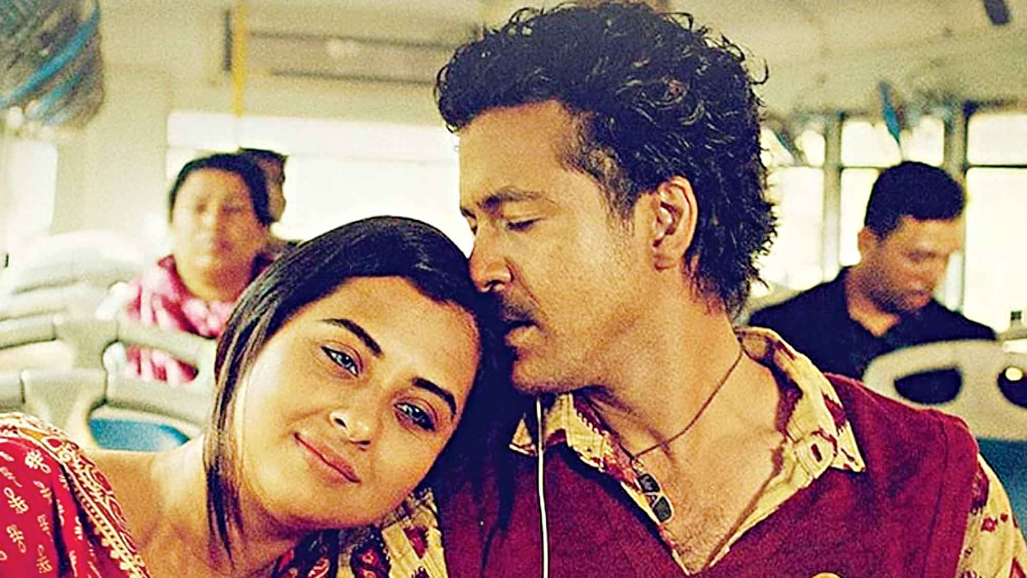 প্রেমের গল্পে রাজ-বুবলী