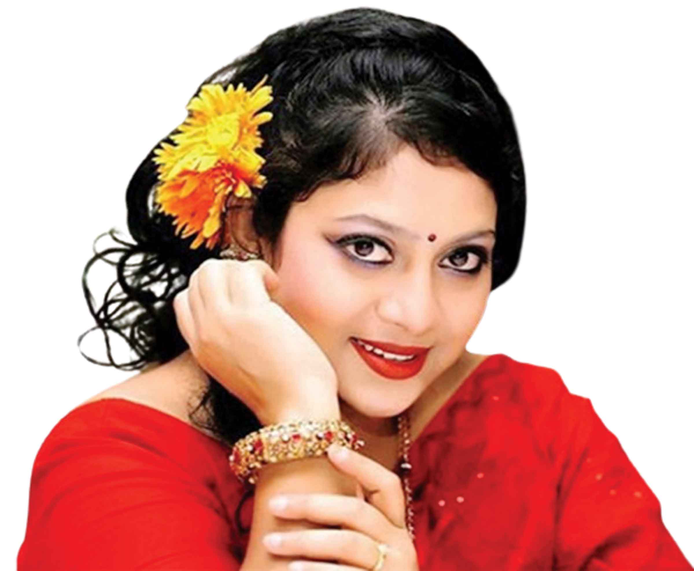 ভক্তদের শুভেচ্ছা জানালেন শাবনূর