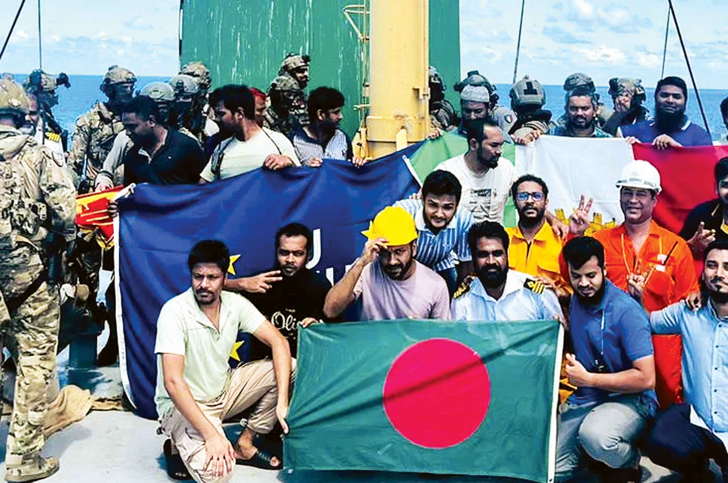 হাসিখুশি ছবি তোলাসহ সবকিছু ছিল সাজানো