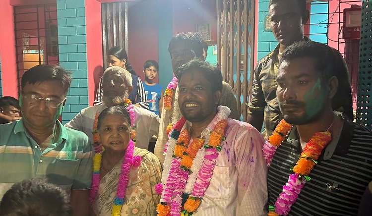 সম্মিলনী মাধ্যমিক বিদ্যালয়ের ম্যানেজিং কমিটির নির্বাচন সম্পন্ন 