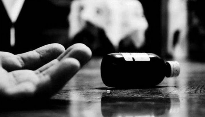  বাউফলে চিরকুট লিখে স্কুল ছাত্রীর আত্মহত্যা