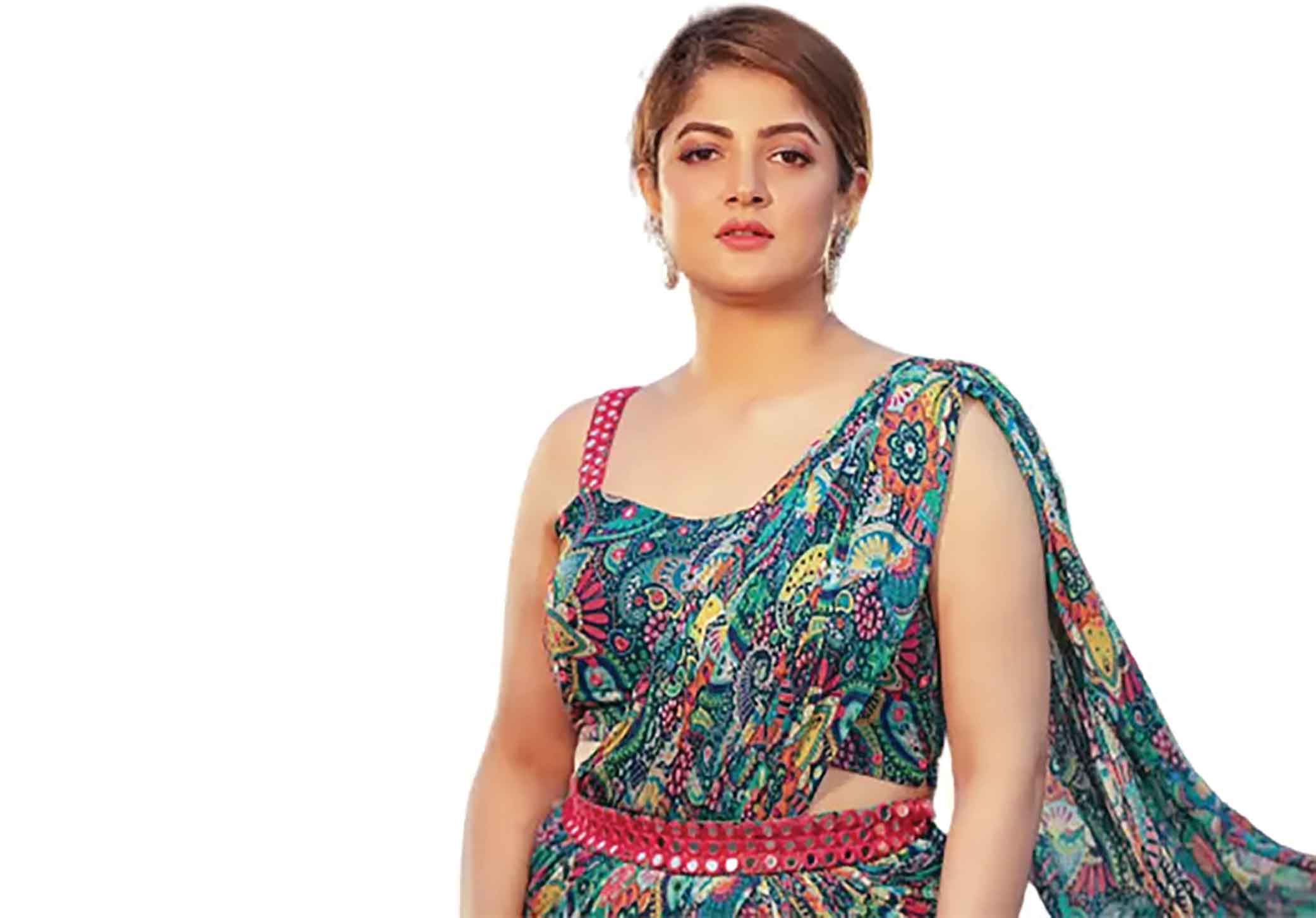 নতুন সিনেমায় শ্রাবন্তী