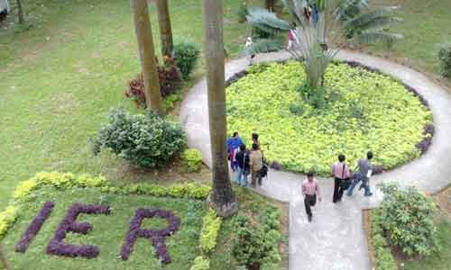 শিক্ষা বিশেষজ্ঞ তৈরির সূতিকাগার