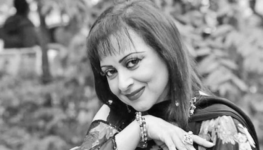 এফডিসিতে ইউটিউবার প্রবেশ নিষিদ্ধের দাবি অঞ্জনার