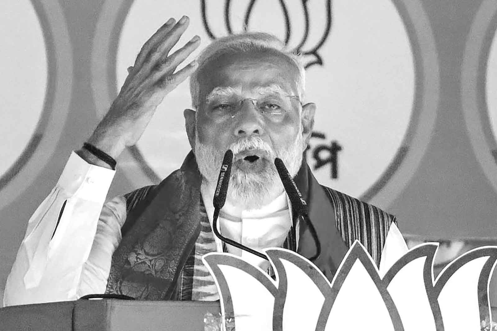 মোদির বক্তৃতায় নেই 'মোদি' অলঙ্কার 'মোদির গ্যারান্টি'ও উধাও!