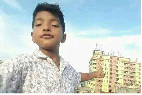 ময়লার ট্রাকের ধাক্কায় রাজধানীতে আইডিয়াল ছাত্রের মৃতু্য