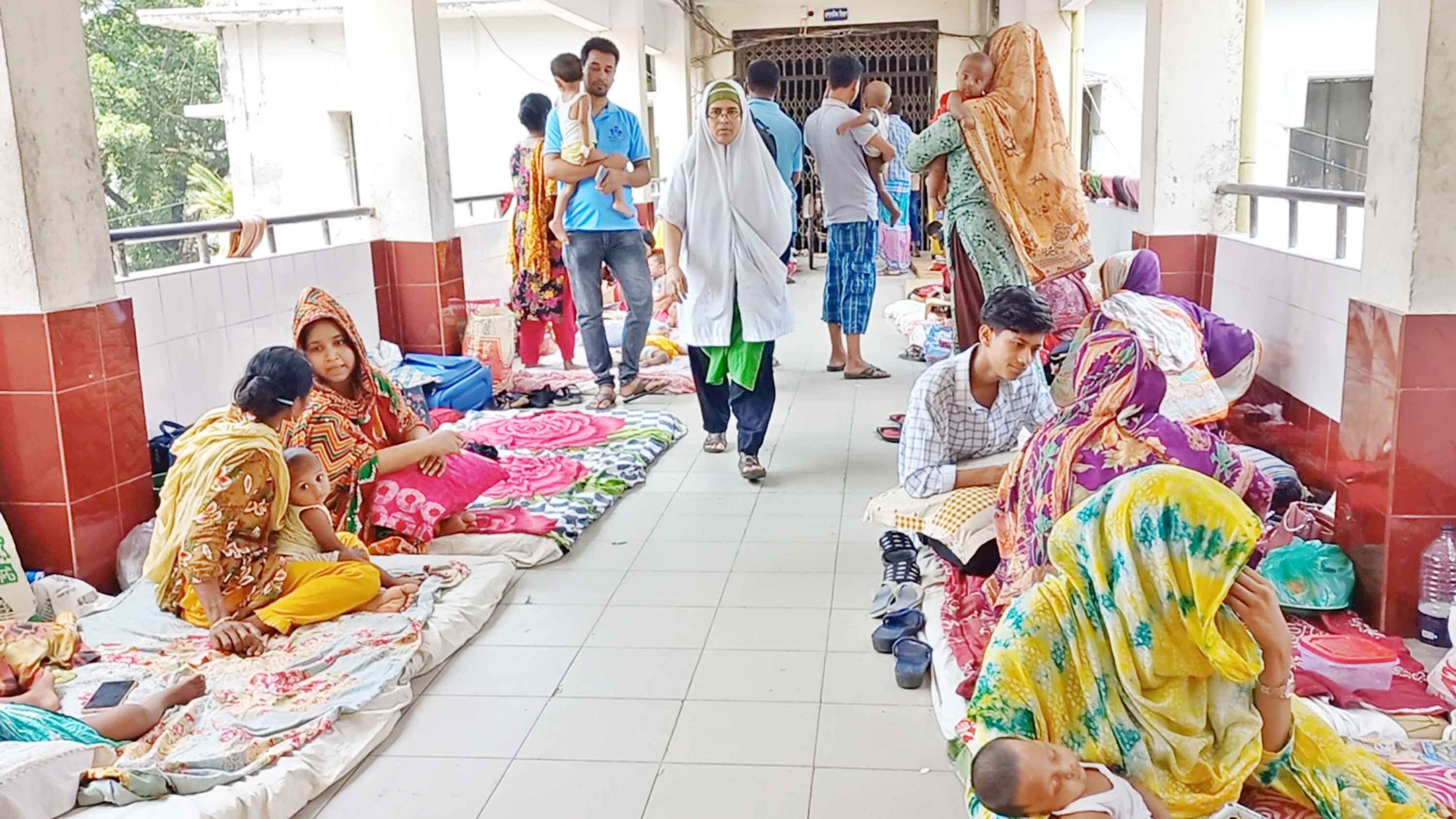 চাঁদপুরে গরমে অসুস্থ হয়ে হাসপাতালে রেকর্ড রোগী