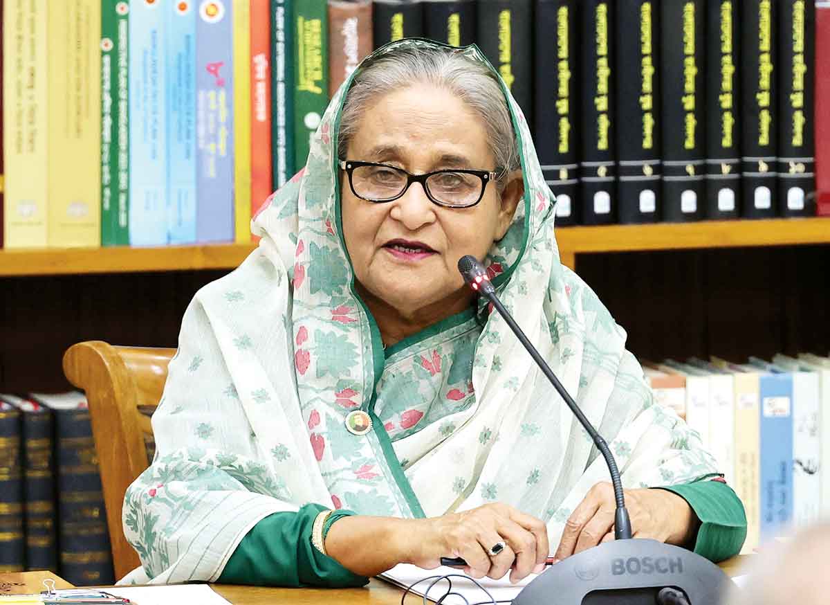 কিছু বুদ্ধিজীবী অনবরত গিবত গাইছে :প্রধানমন্ত্রী