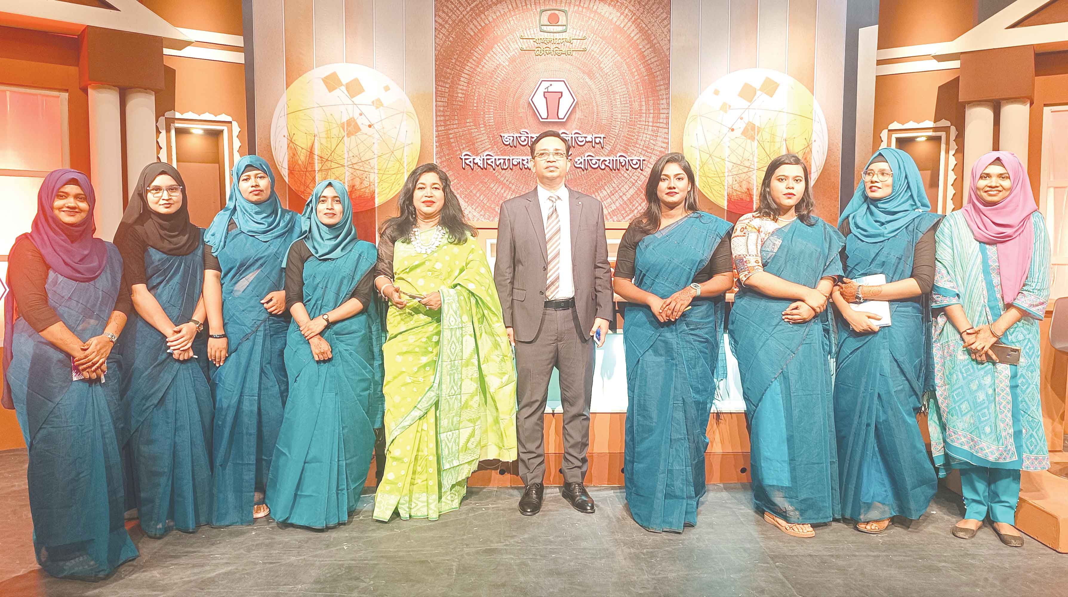 জগন্নাথ বিশ্ববিদ্যালয় বিতর্কে জয়ী বেগম ফজিলাতুন্নেছা মুজিব হল