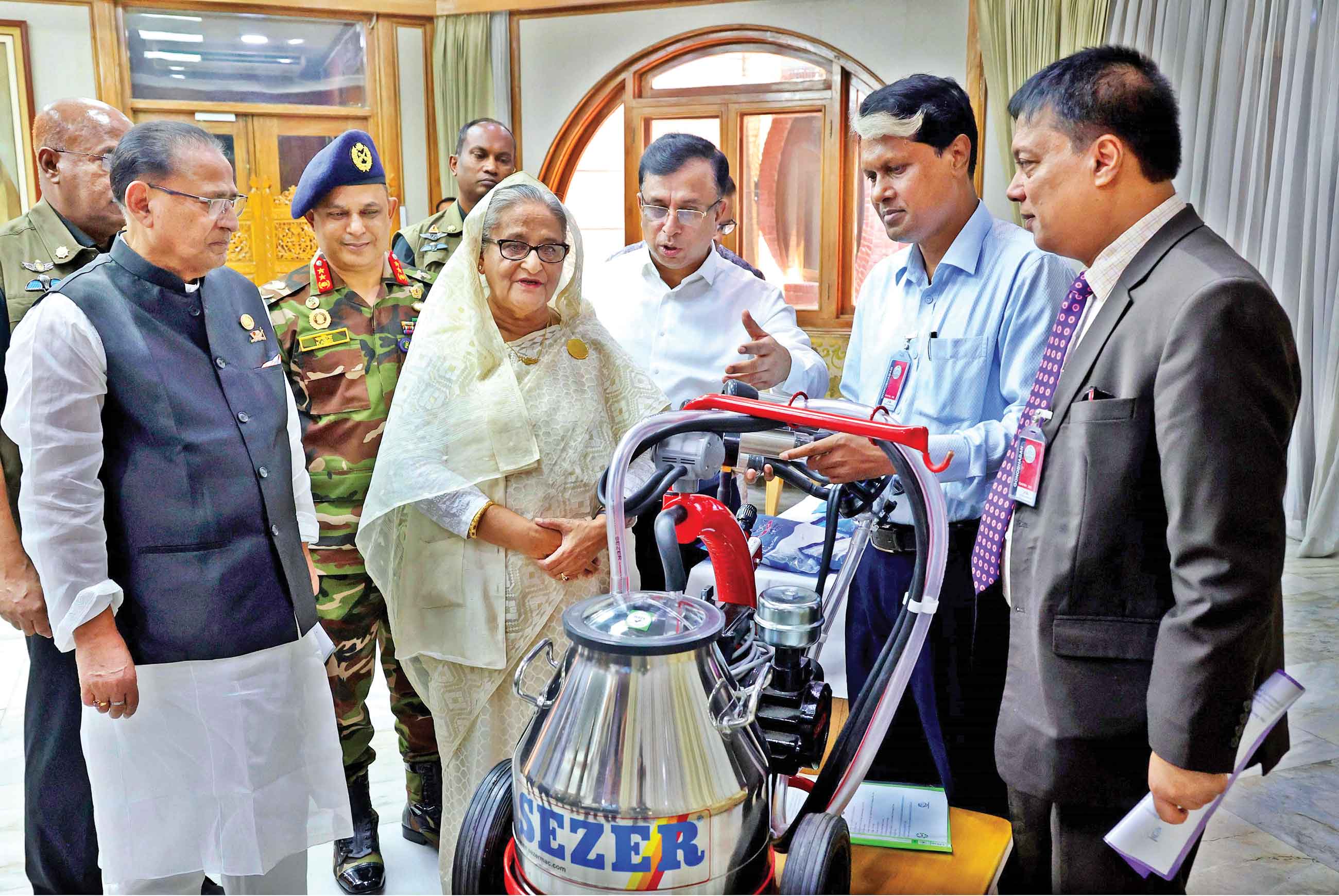 পুঁজিবাজারে সরকারি প্রতিষ্ঠান আনার নির্দেশ প্রধানমন্ত্রীর