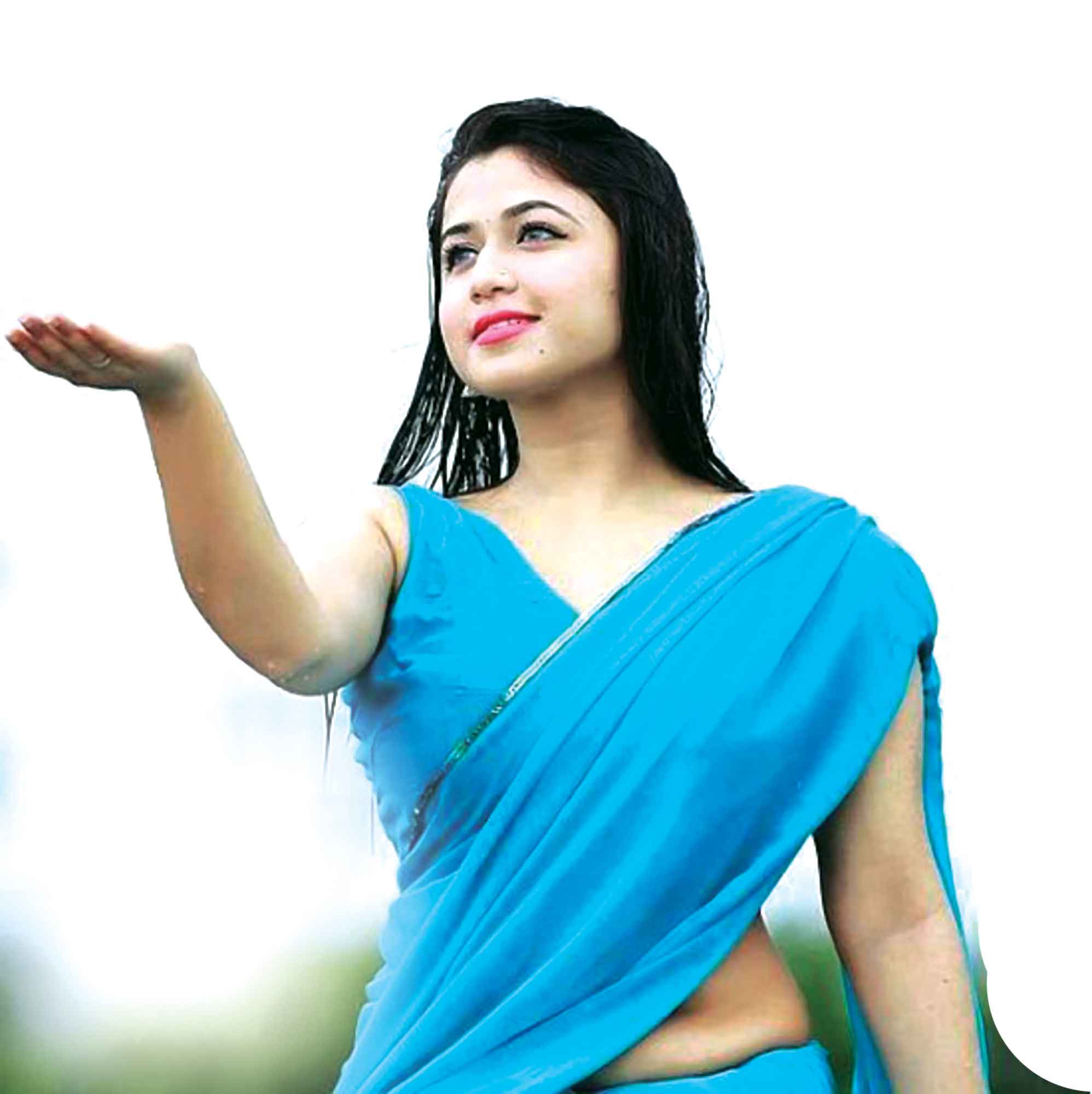 সুখবর দিলেন ফারিয়া শাহরিন