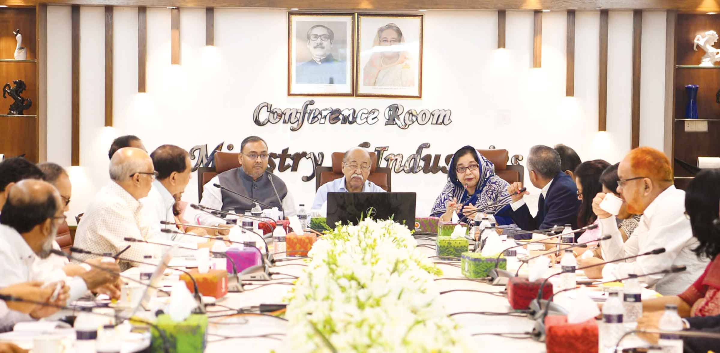 চামড়া ব্যবসায়ীদের ঋণ পেতে সুপারিশ করা হবে :শিল্পমন্ত্রী