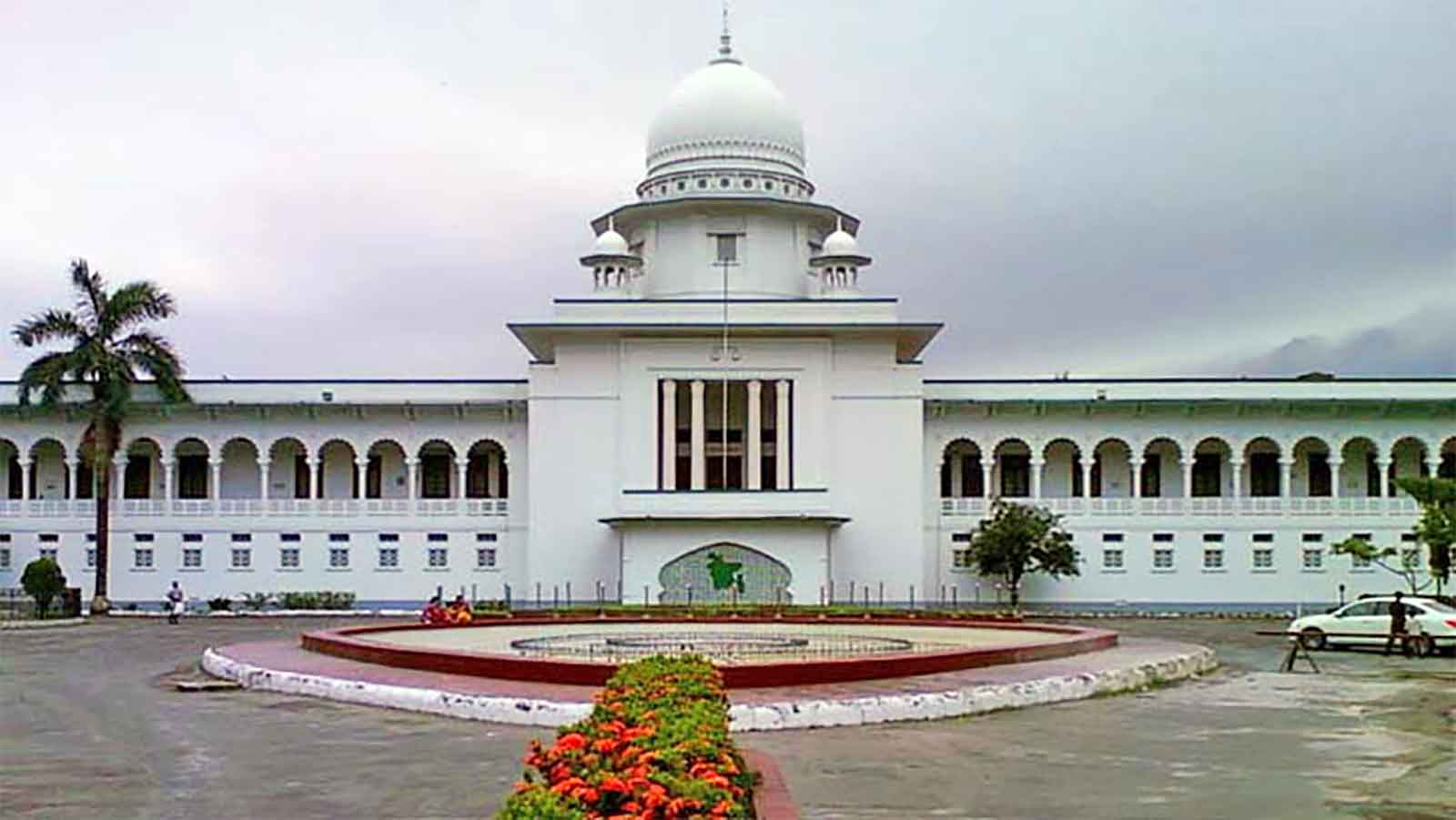 ফুটপাত দখলদারদের তালিকা তৈরি নিয়ে ঠেলাঠেলি