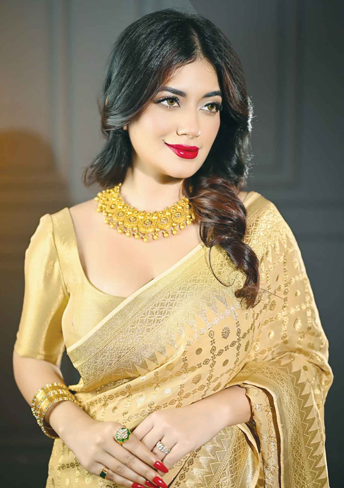 কাজে মনোযোগ দিতে চাই - মন্দিরা