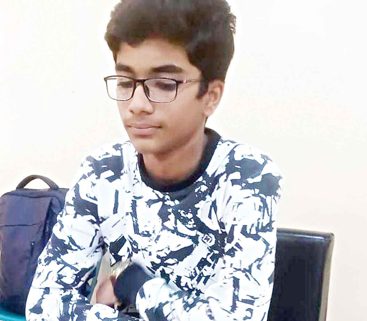 বাংলাদেশের 'প্রথম' দাবা টুর্নামেন্টে চ্যাম্পিয়ন নীড়