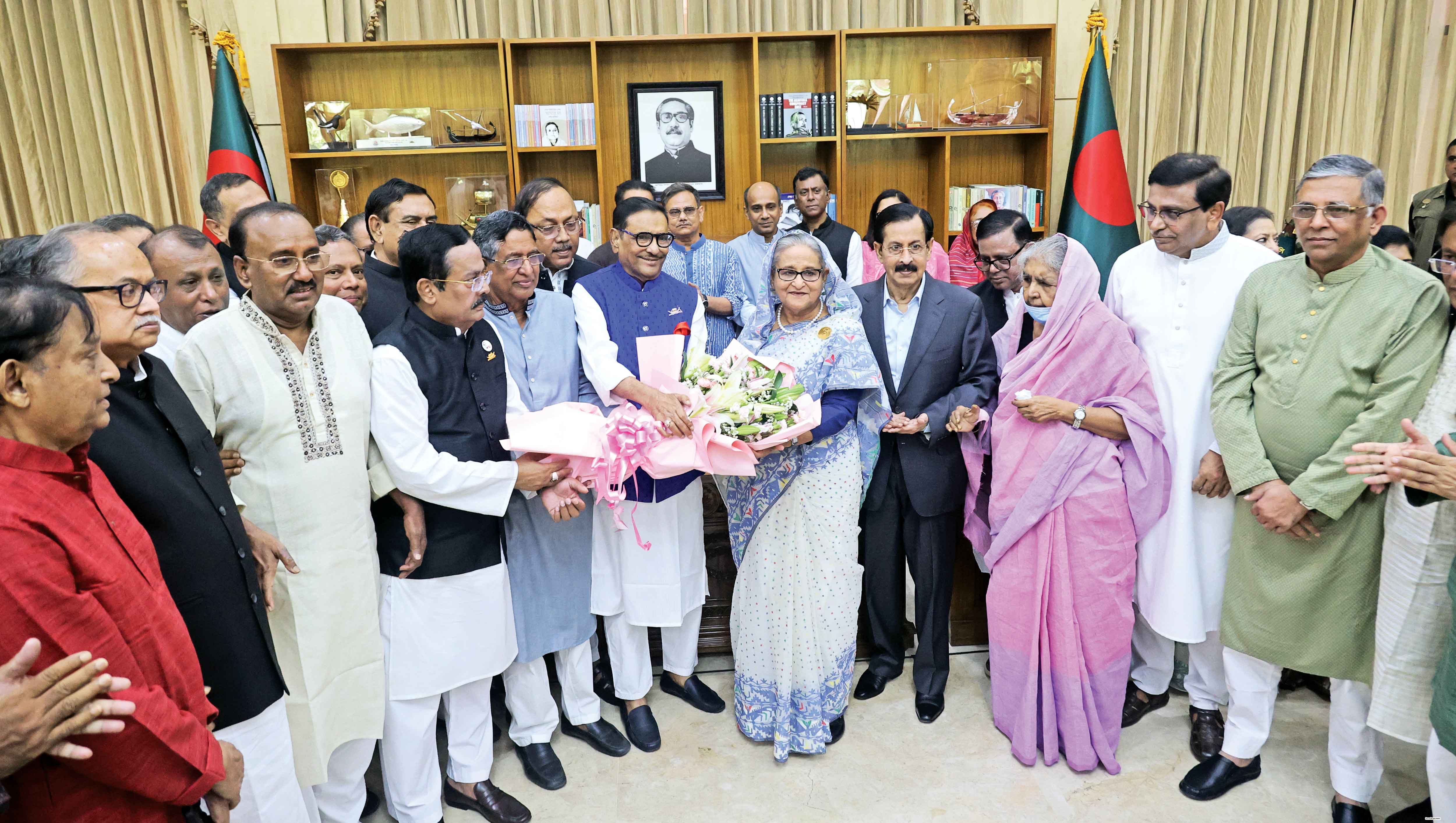 যত বাধা আসুক, দেশকে এগিয়ে নেব : প্রধানমন্ত্রী