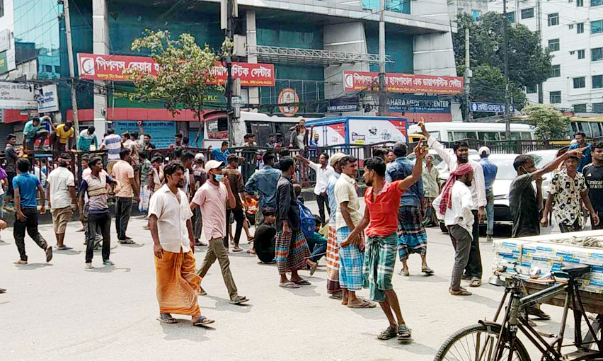 আবারও রাজধানীতে অটোরিকশা চালকদের সড়ক অবরোধ