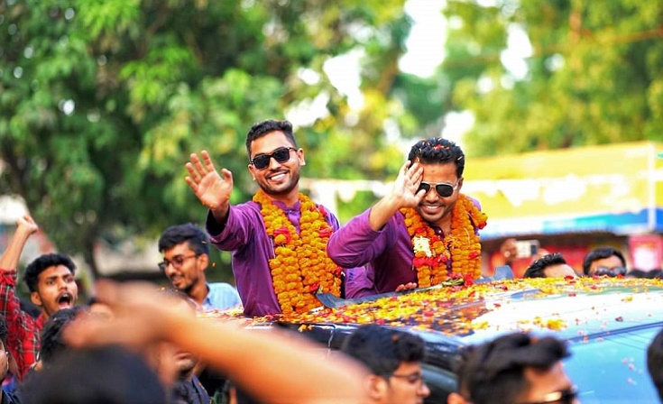 হাবিপ্রবি ছাত্রলীগ সভাপতি ও সাধারণ সম্পাদককে রাজকীয় সংবর্ধনা 