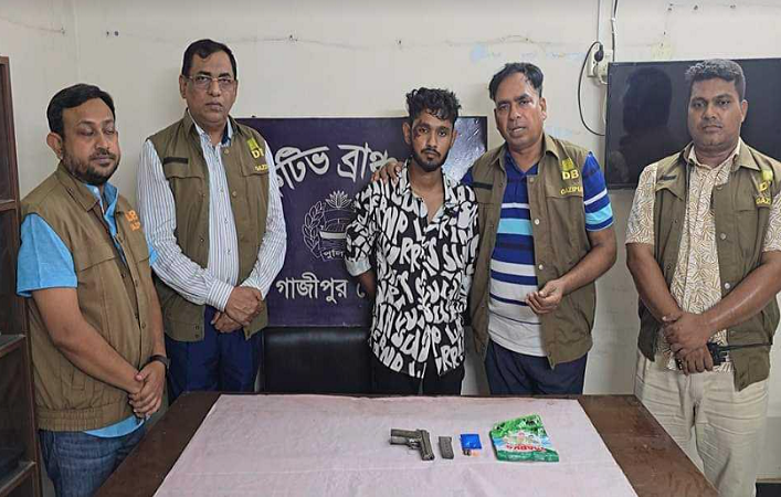 গুলিতে যুবকের মৃত্যুর ঘটনা পিস্তল-গুলি-ইয়াবাসহ আসামী গ্রেপ্তার! 