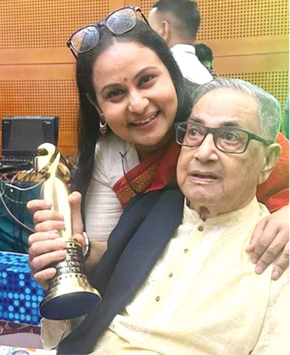 অভিনেত্রী আফসানা মিমির বাবা আর নেই